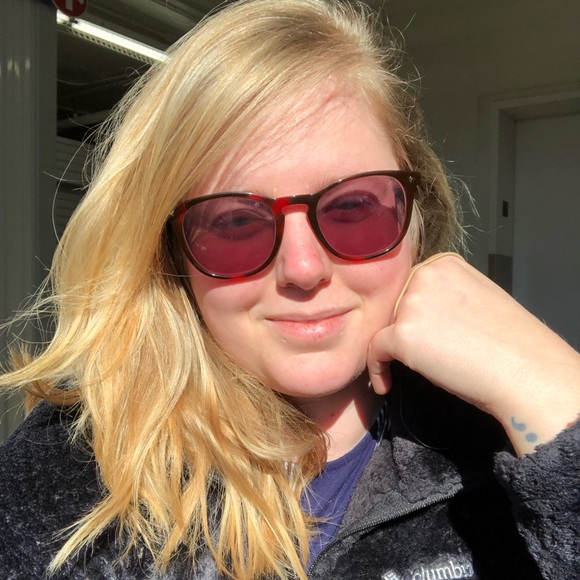 Meet your Posher, Marian - Picture 1 of 1